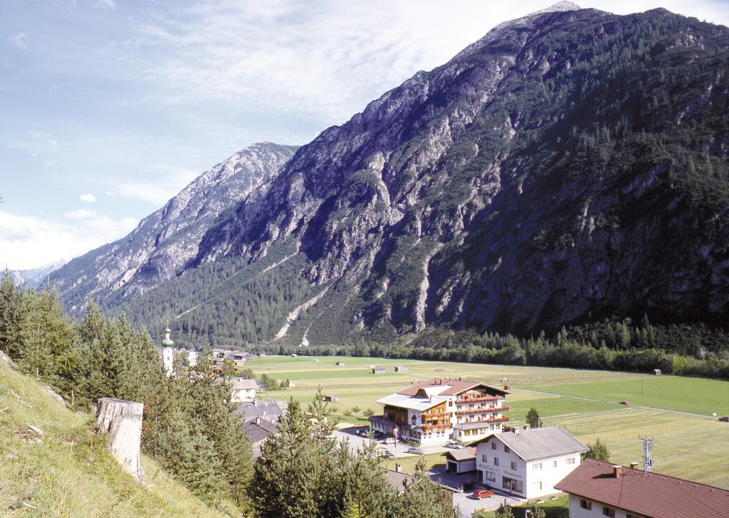 Hotel Gasthof Schwarzer Adler Steeg Exterior foto